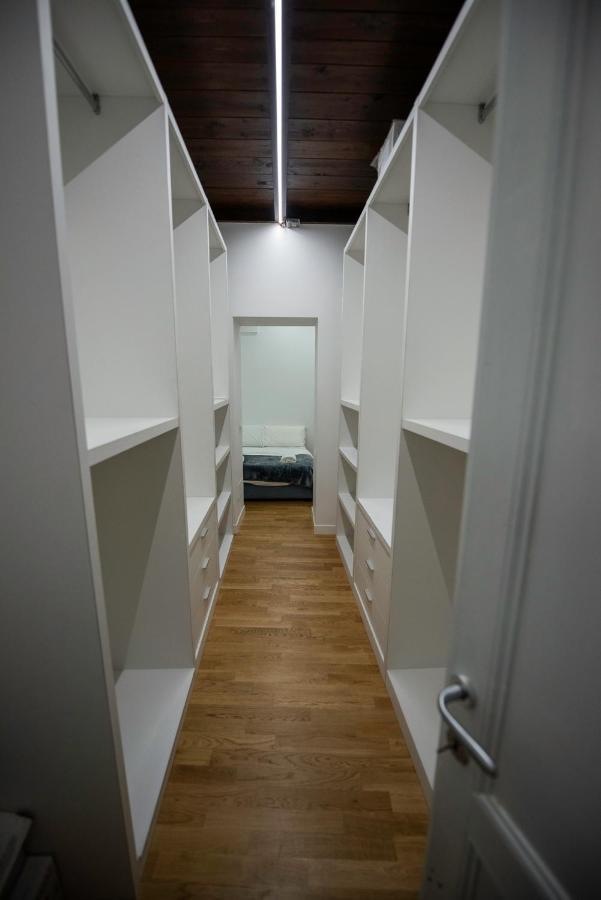 Apartamento Splendido Nel Centro Di Roma, Monti Roma